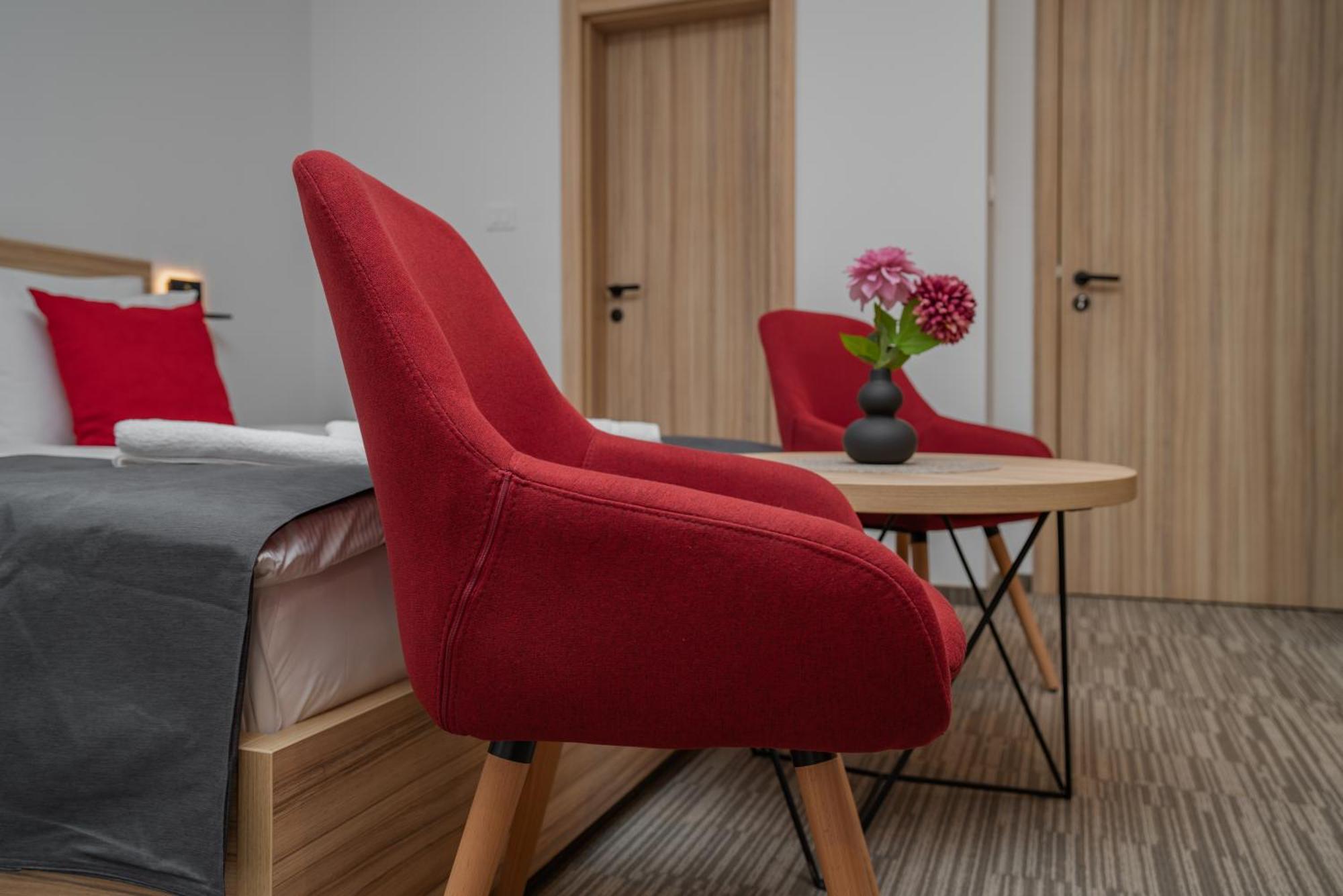 Maestro - Rooms & Restaurant Vukovar Pokoj fotografie