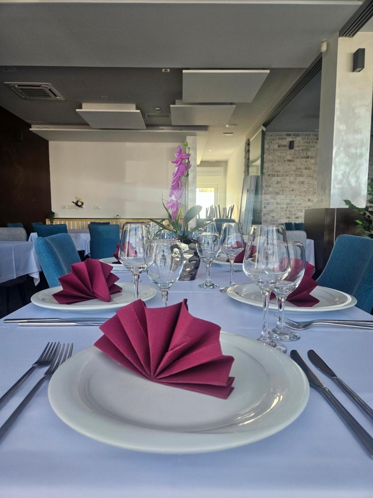 Maestro - Rooms & Restaurant Vukovar Exteriér fotografie